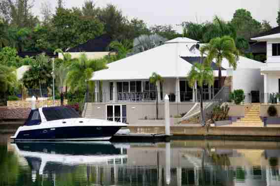 Cullen Bay